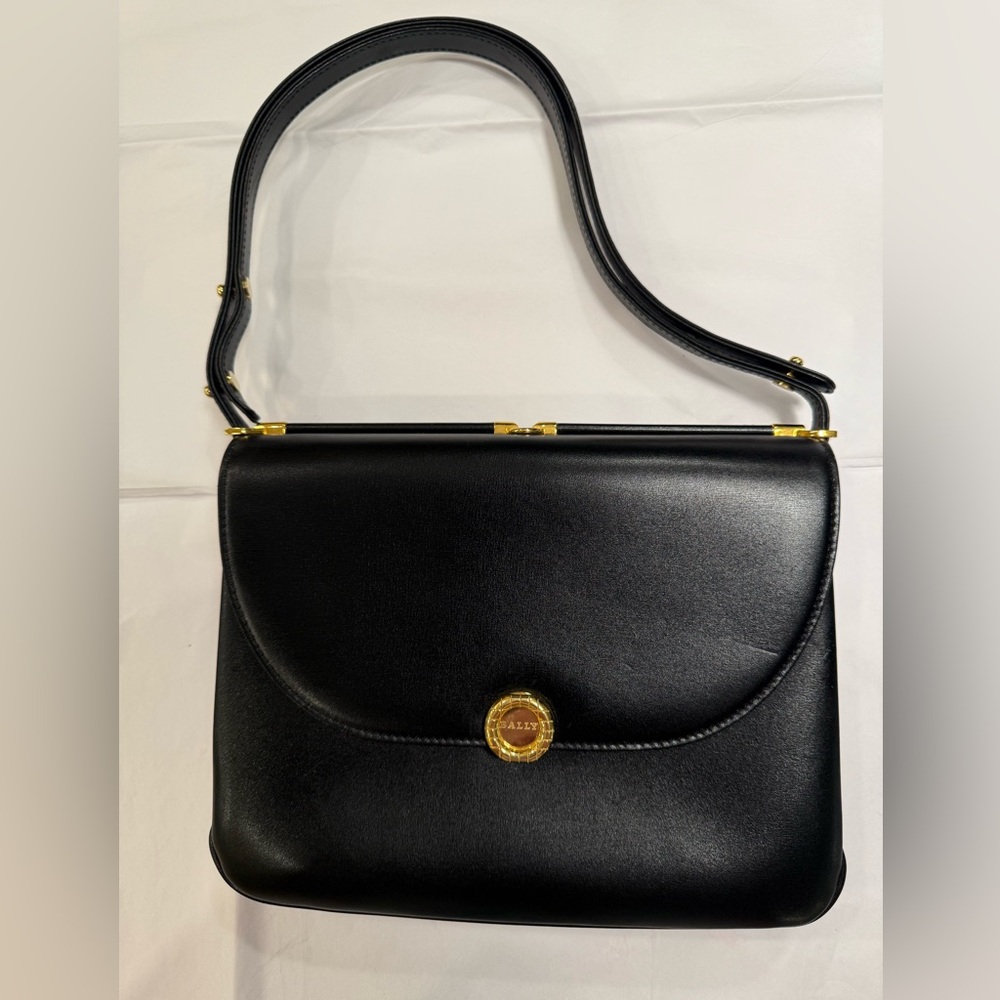 Bally Vintage Black Leather Shoulder Bag